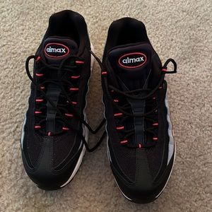 Nike AirMax shoes. Only worn a couple times.